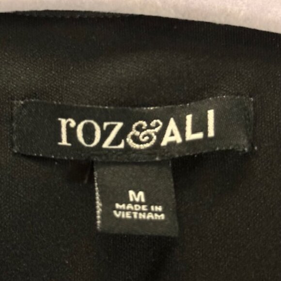 Roz & Ali Faux Wrap Dress Blue Geometric Print Size Medium - Picture 4 of 6